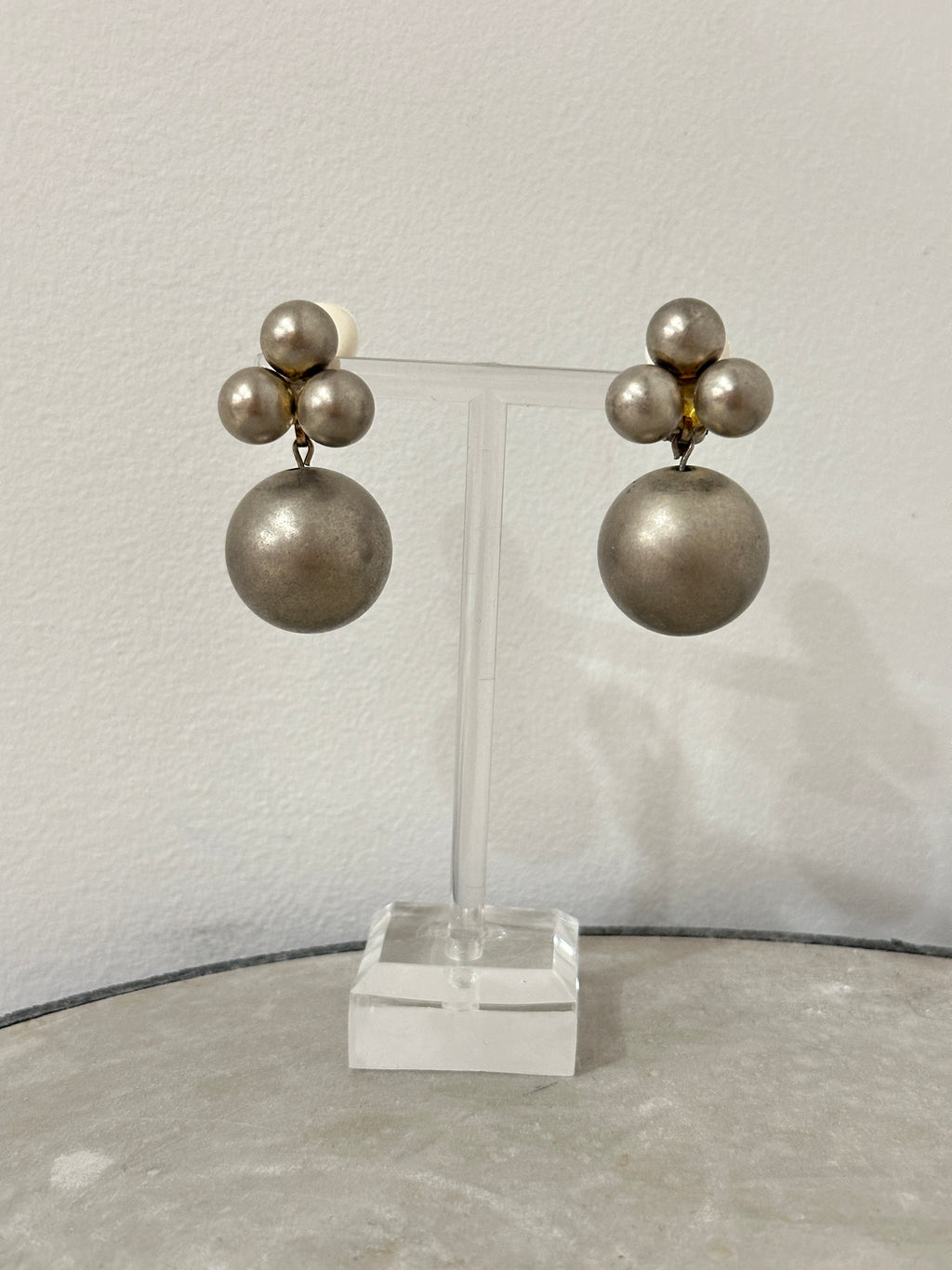 Givenchy 80s Silver Ball Clips