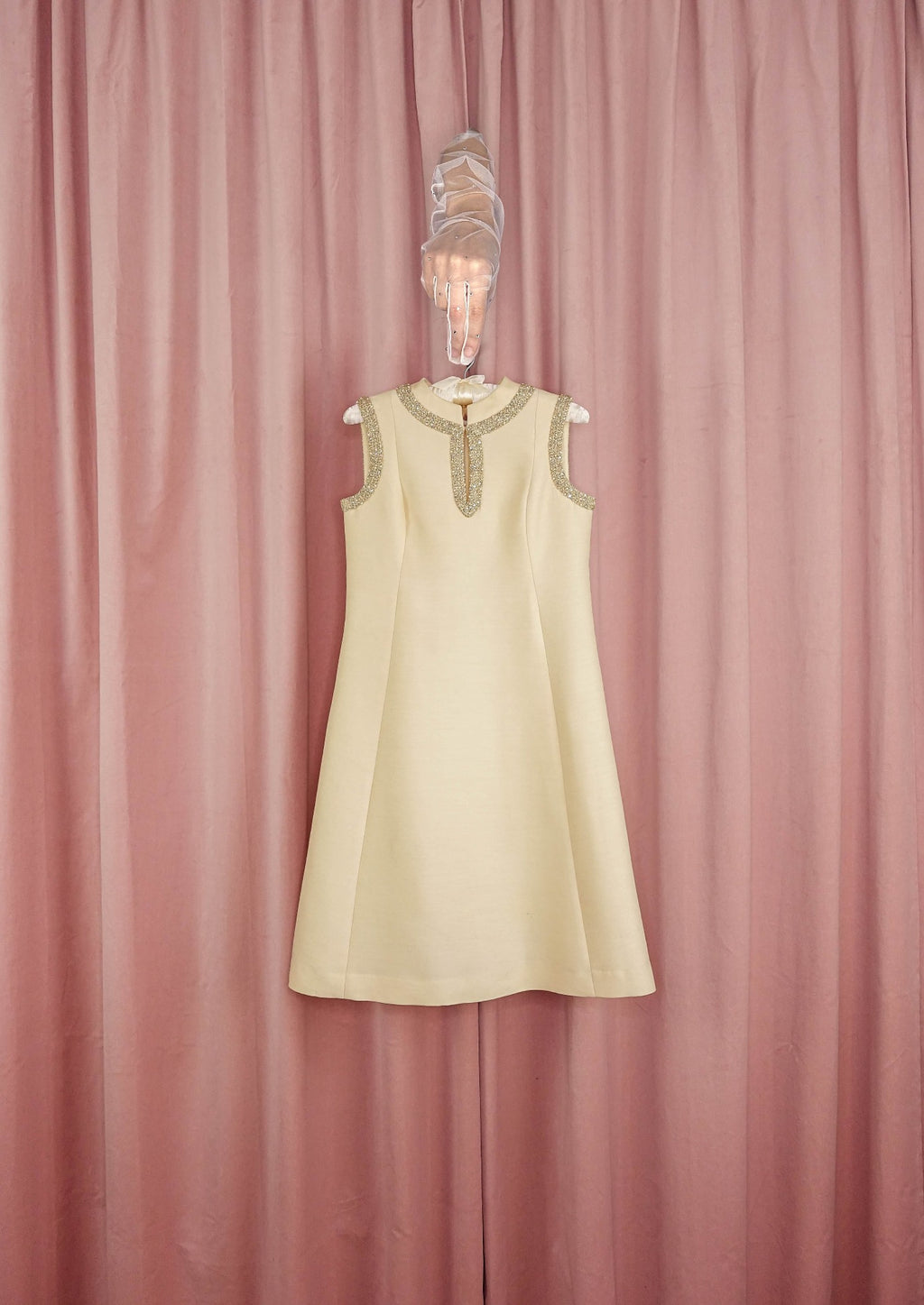 1960s Ivory A-line Dress With Braided Keyhole